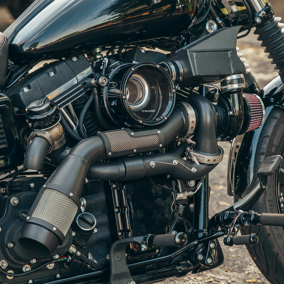Trask Assault Turbo System - Black Dyna